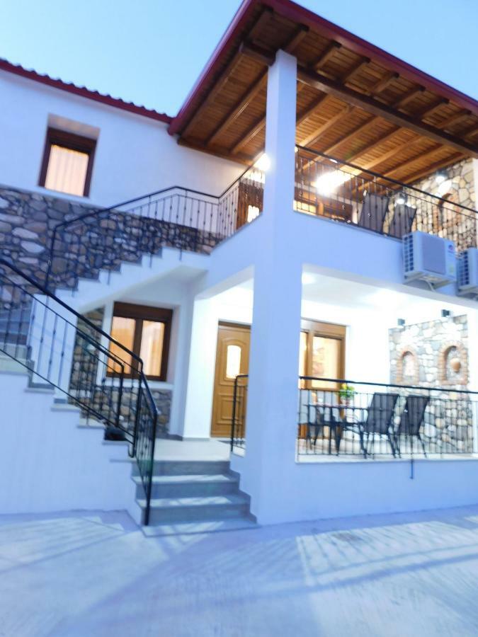 Patriko - House 1, Traditional Stone House อาโยส นิโกลาออส ภายนอก รูปภาพ