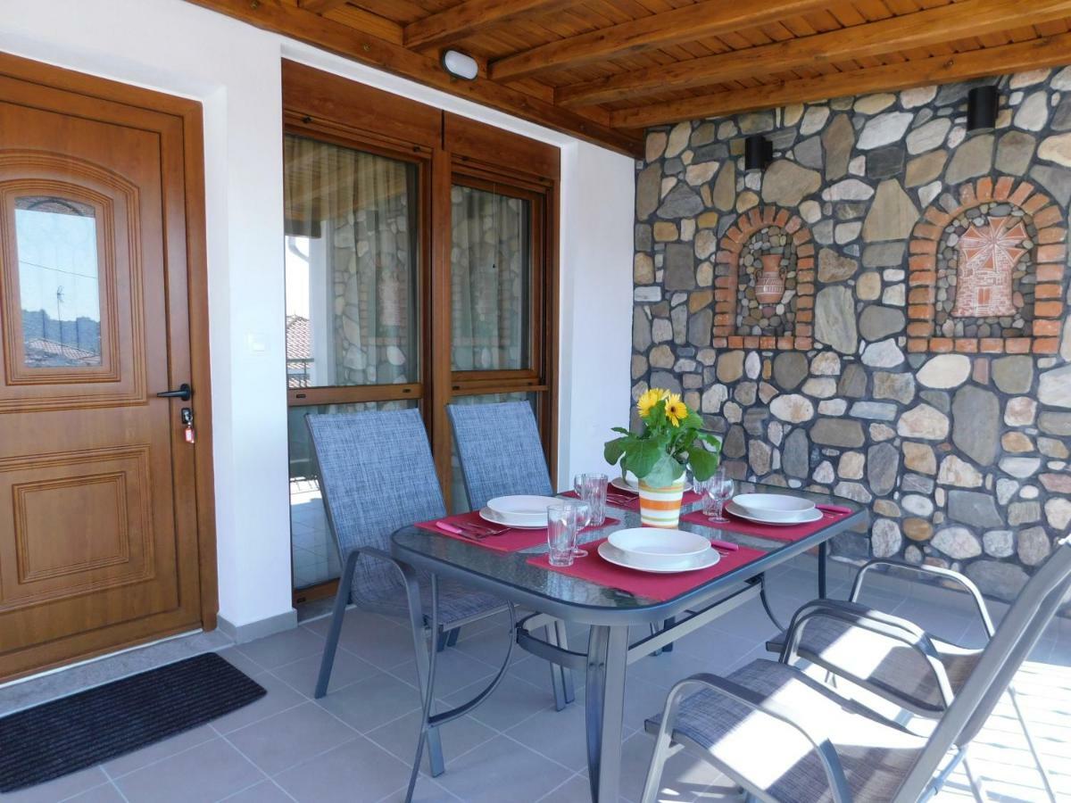 Patriko - House 1, Traditional Stone House อาโยส นิโกลาออส ภายนอก รูปภาพ